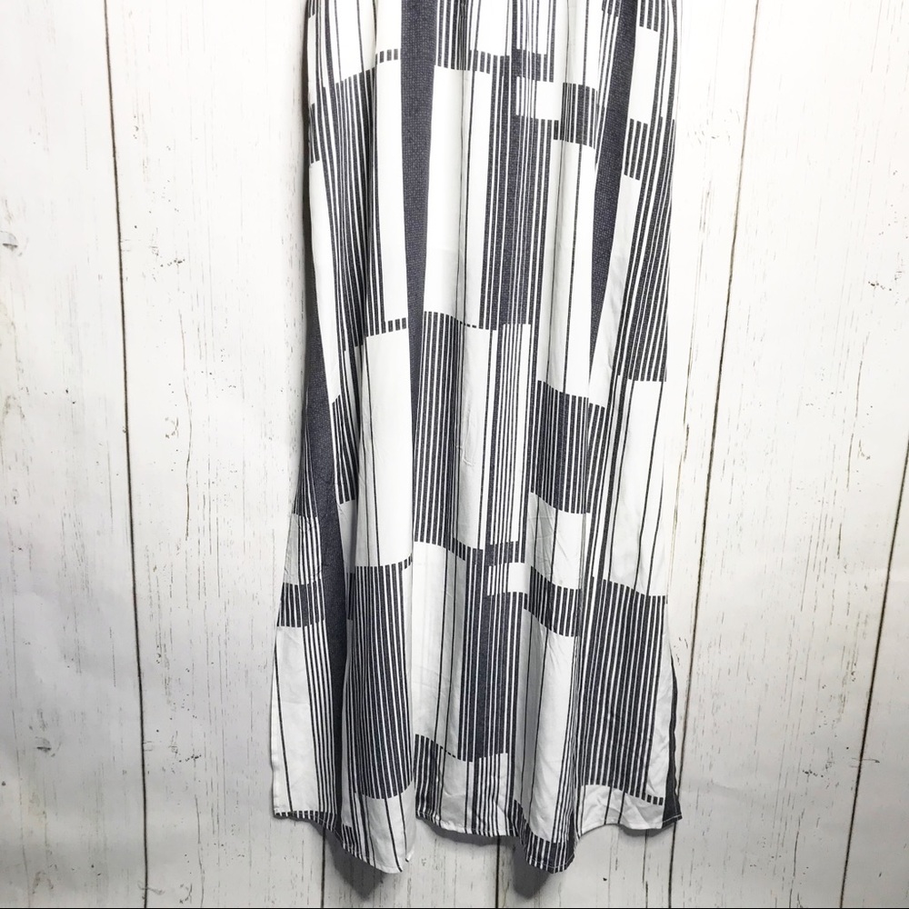 Club Monaco Eyeliner Striped Alesandra Max… - Picture 9 of 13